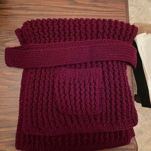 VINTAGE! SCARF WITH POCKETS & BELT